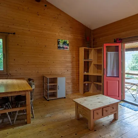 Chalet Rouge - Piscine Partagee Darbres