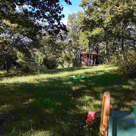 Chalet Rouge - Piscine Partagee Darbres
