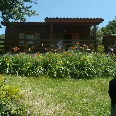 Chalet Rouge - Piscine Partagee *
